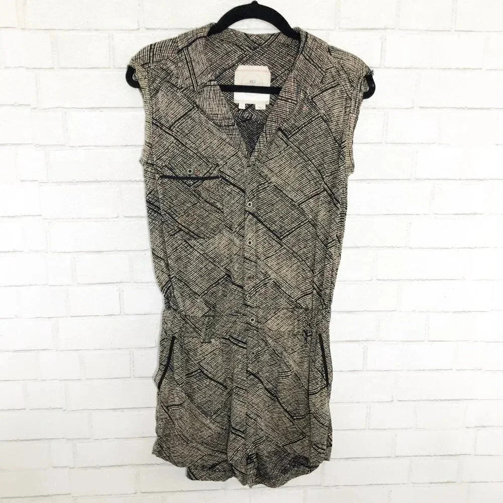 Hei Hei - Anthropologie Black & Tan Printed Sleeveless Button Front Romper XS